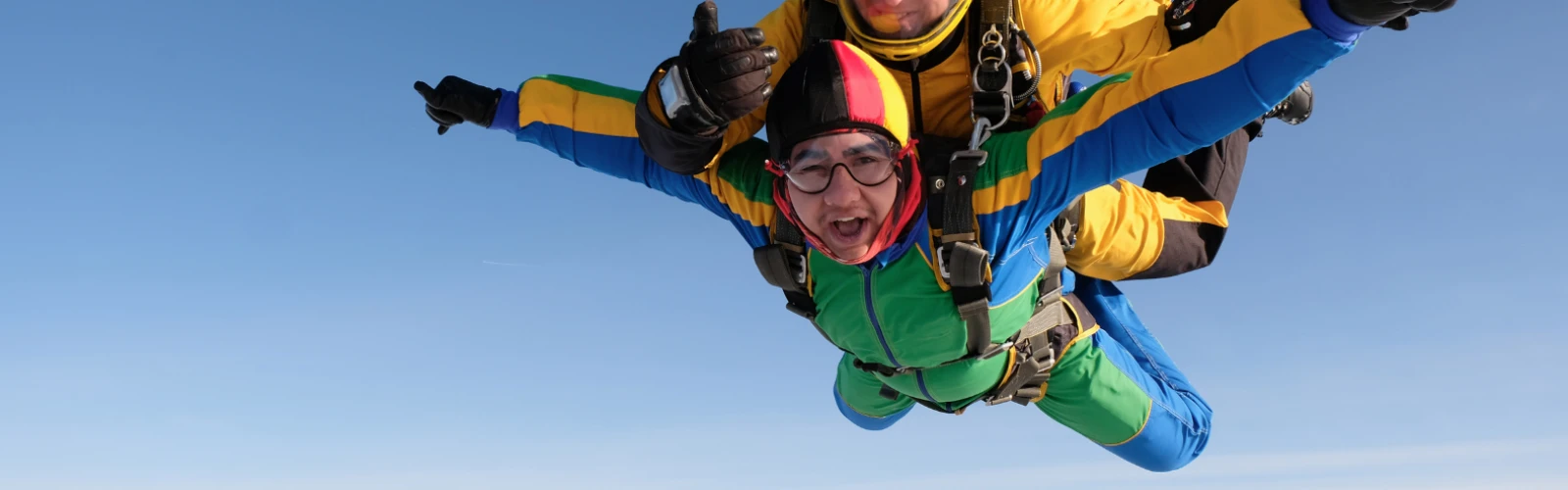 Skydiving Experiences Near Mumbai for Adrenaline Junkies